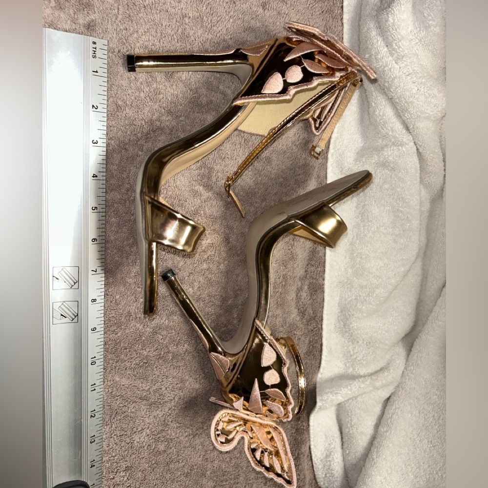 Gold Champagne Wing Sandals Butterfly-knot
Peep Toe Ankle Strap Gladiator size9